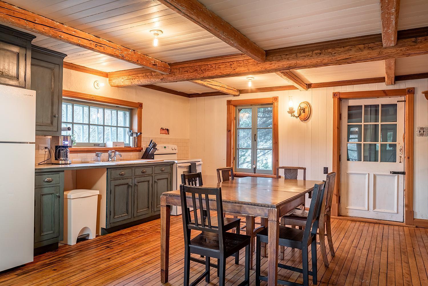 Ancestral Wooden Chalet - St-Gabriel De Brandon Mandeville Екстериор снимка